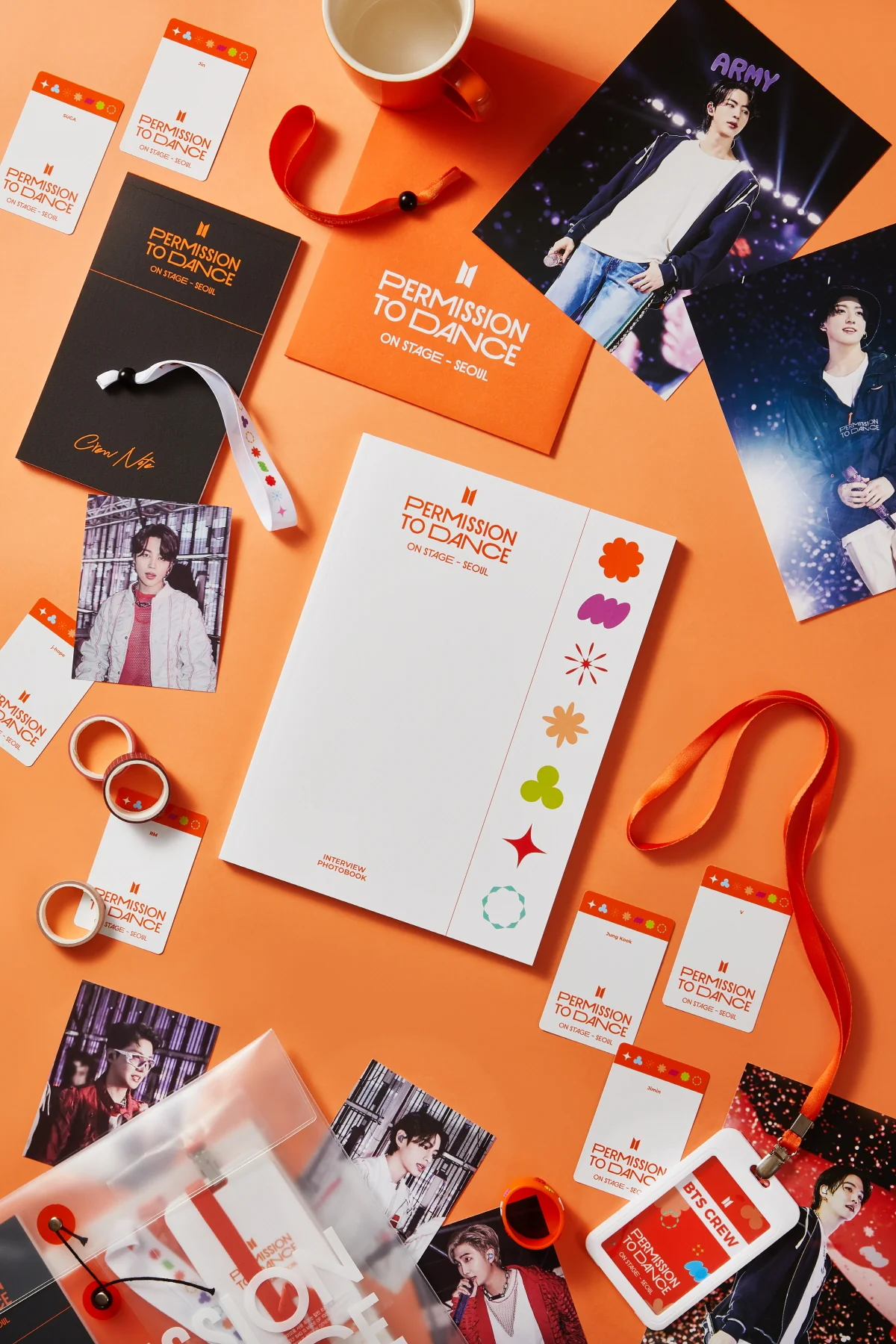 BTS - Permission to Dance On Stage - Seoul Digital Code+Extra Photocards Set - Image 7