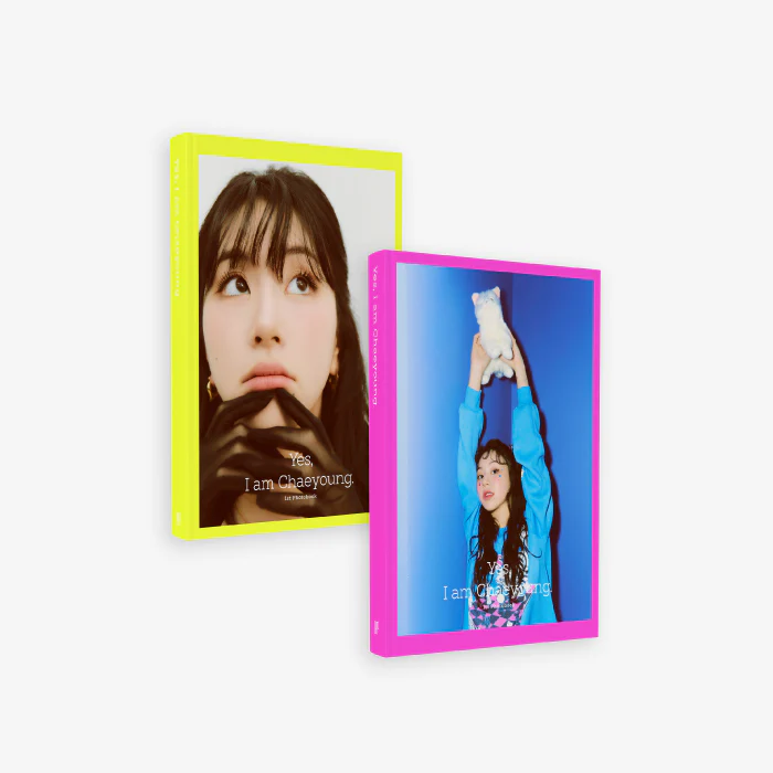 CHAEYOUNG TWICE - Yes, I am Chaeyoung 1st PHOTOBOOK+Pre-Order Benefit