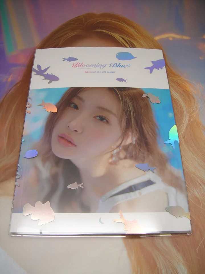 CHUNG HA - Blooming Blue (3rd Mini Album) - Image 6
