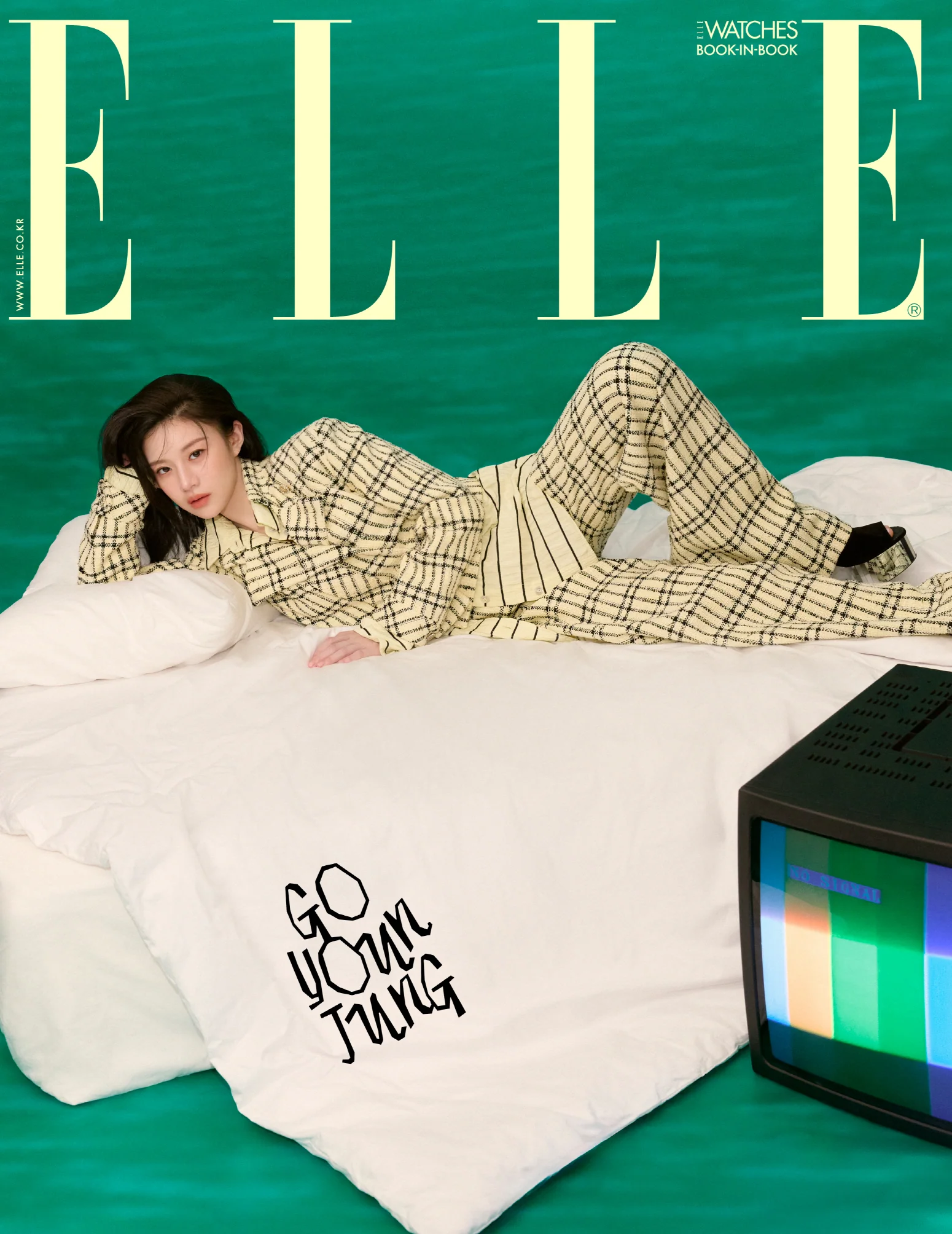 Elle Magazine Korea May 2025 Go Youn Jung - Image 2