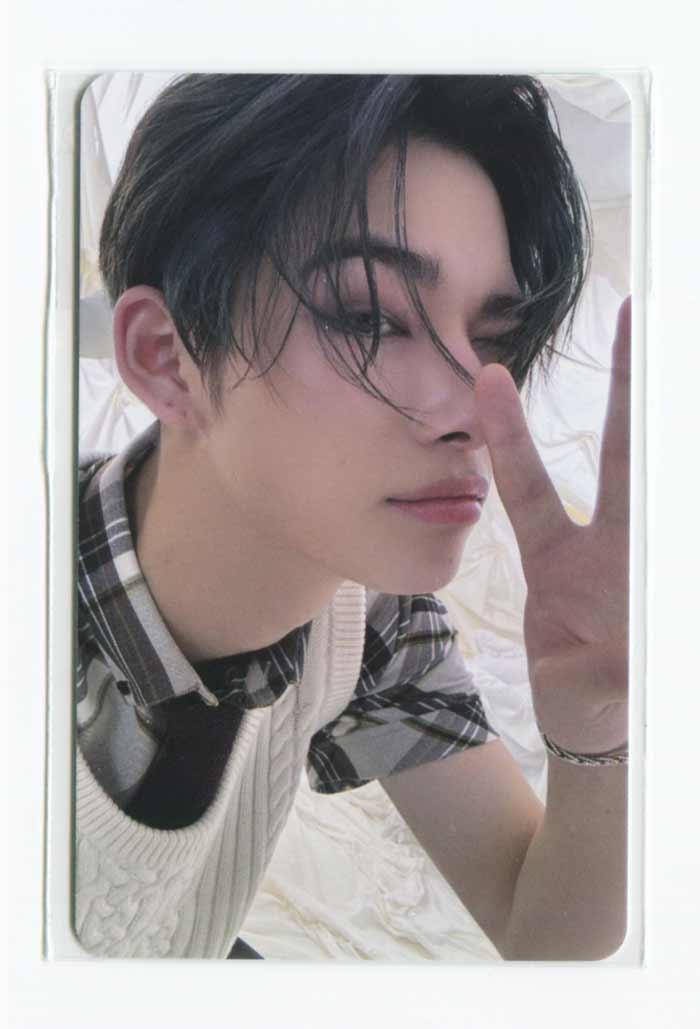 ENHYPEN - ROMANCE: UNTOLD [MUSICART] 2nd LUCKY DRAW EVENT EXCLUSIVE OFFICIAL PHOTOCARD with STICKER(복사) - Image 6