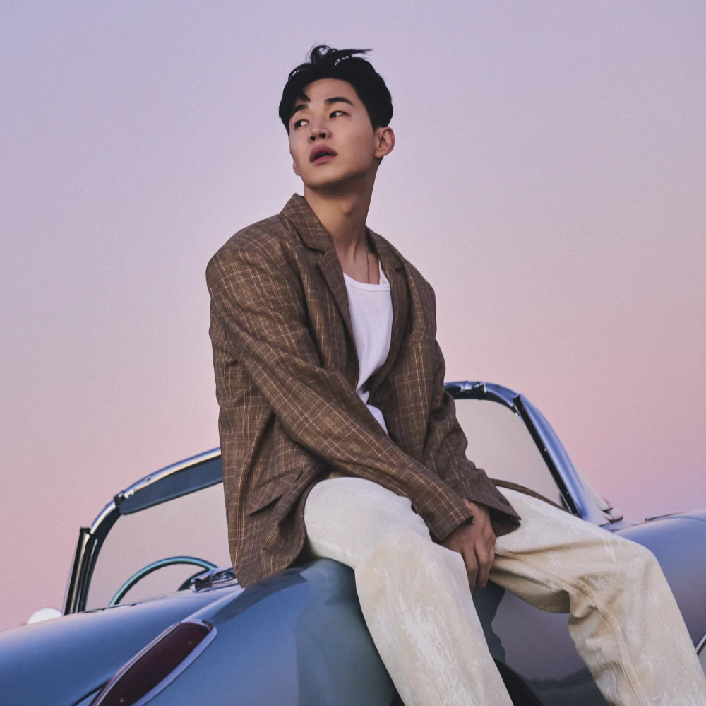 Henry - Moonlight [Photobook] - Image 7