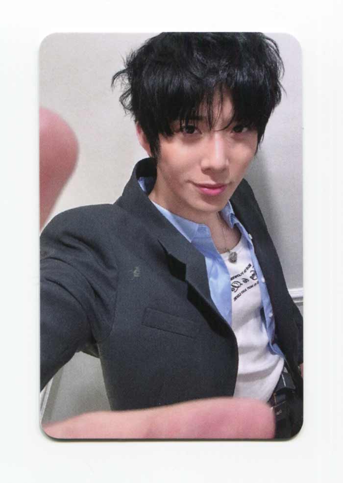 HWIYOUNG - TRAVELING FISH [EVERLINE] LUCKY DRAW EVENT EXCLUSIVE OFFICIAL PHOTOCARD(복사) - Image 4