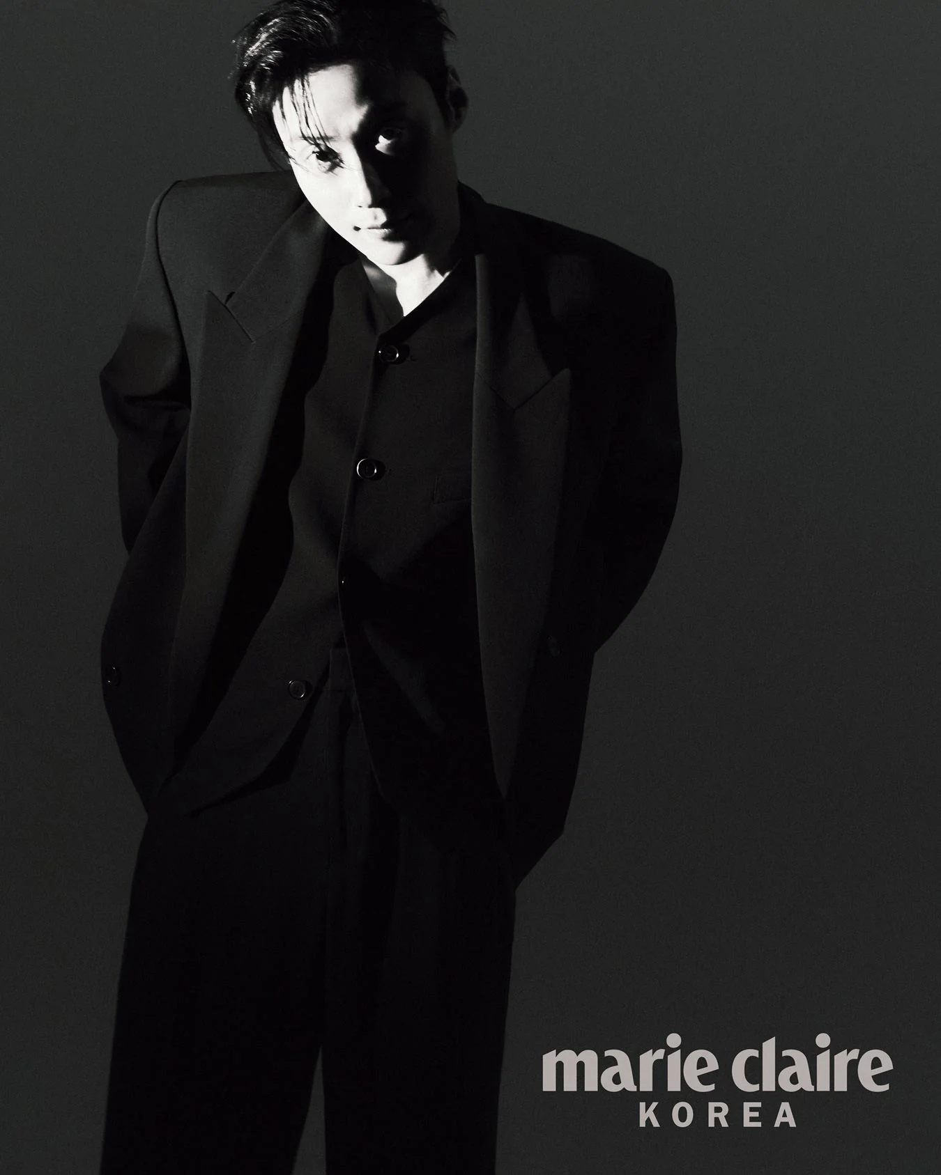 Marie Claire Korea Magazine July 2026 (Summer at its Brightest) Park Seo Jun, Lee Seung Yoon - Image 13