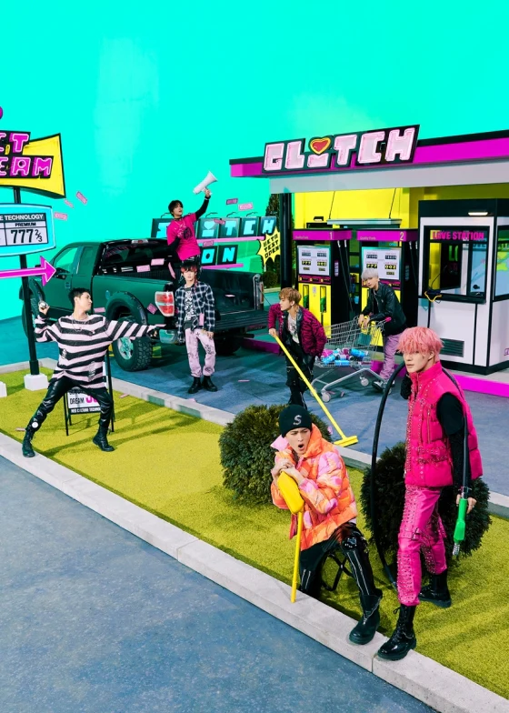 NCT DREAM - Glitch Mode [Photobook ver.] 2nd Album+Free Gift - Image 7