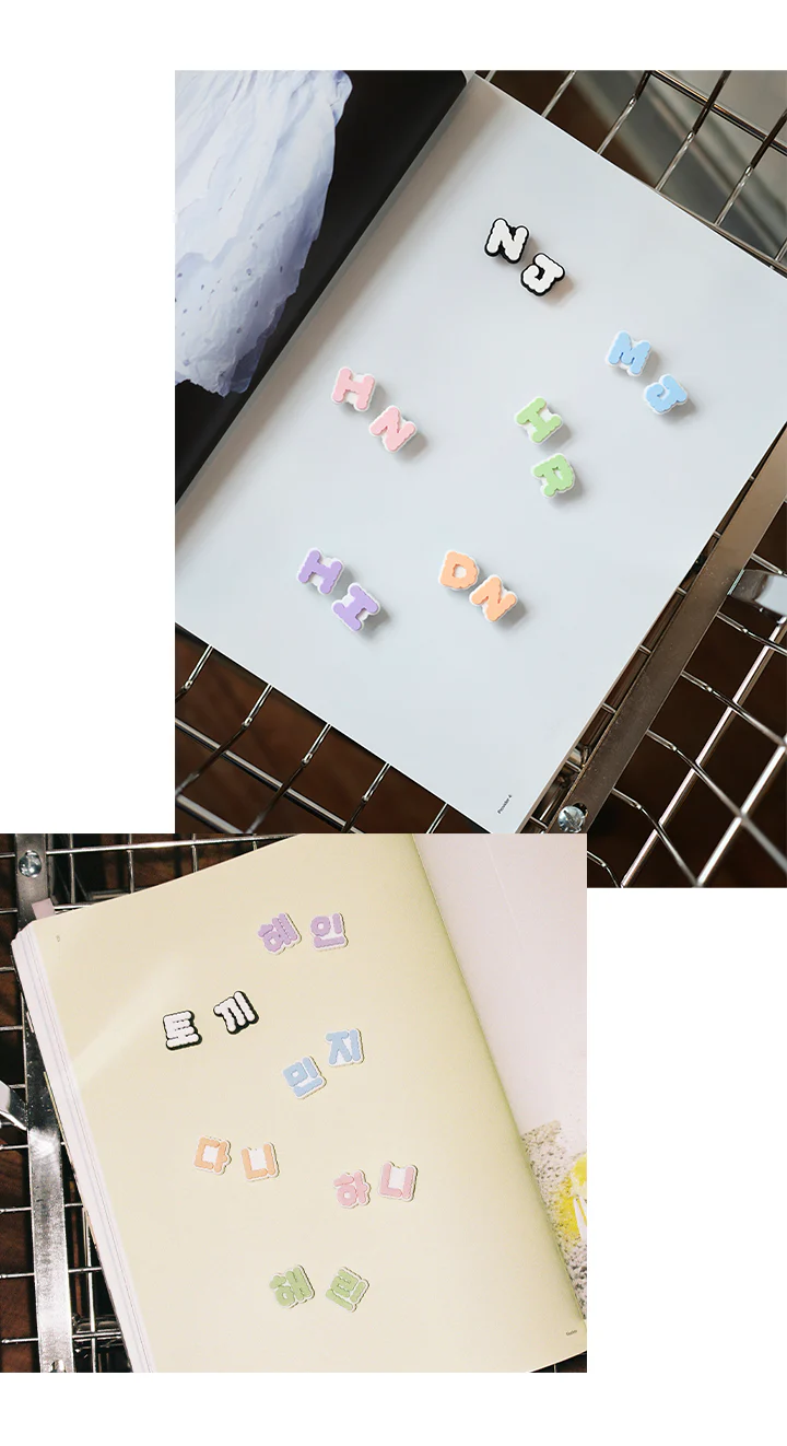 NEWJEANS - OFFICIAL LIGHT STICK PARTS - Image 3