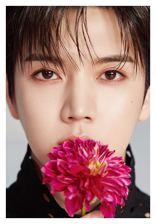 [PRE-ORDER SEP 19] DICON D’FESTA NUEST Dispatch 10th Anniversary Photobook - Image 9