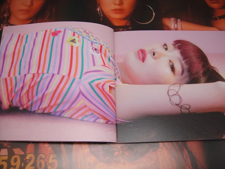 RED VELVET - The Perfect Red Velvet (Vol.2 Repackage) BAD BOY Album+Free Gift - Image 6