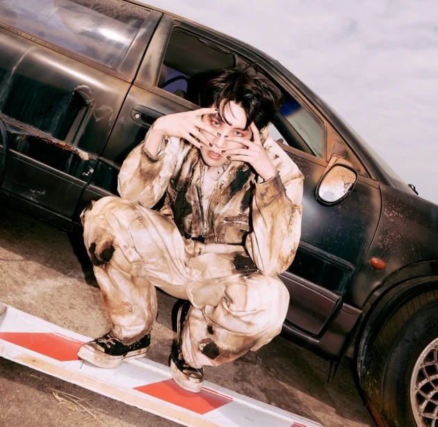 J-HOPE BTS - Jack In The Box Weverse Album - Image 7
