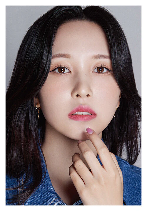 [PRE-ORDER SEP 19] DICON D’FESTA TWICE Dispatch 10th Anniversary Photobook - Image 8