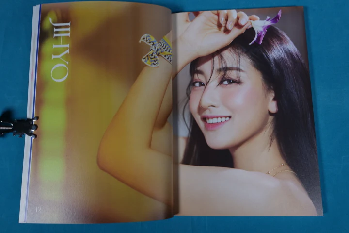 TWICE - Taste of Love (10th Mini Album) - Image 5
