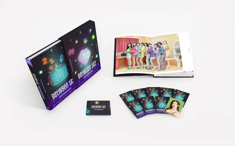 TWICE - TWICE MONOGRAPH BETWEEN 1&2 Photobook