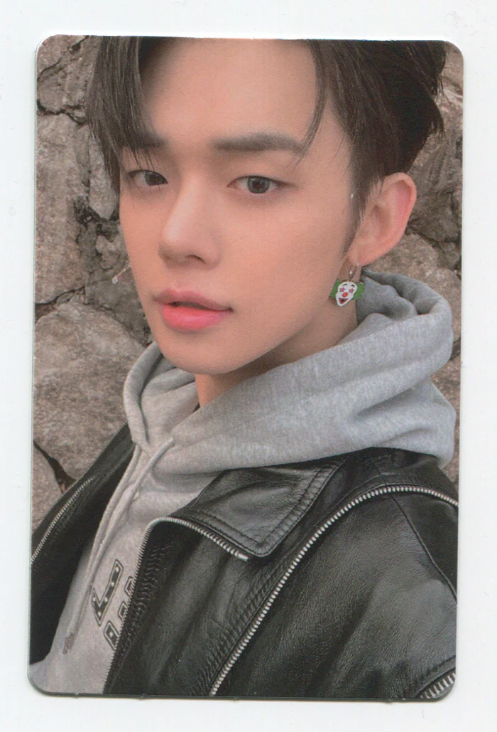TXT - THE CHAOS CHAPTER : FREEZE OFFICIAL You ver. PHOTOCARD - Image 9