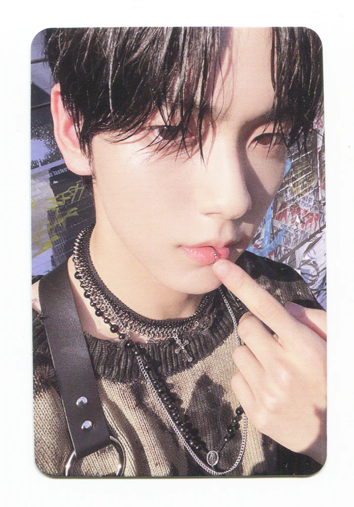 TXT - The Name Chapter: FREEFALL Album Reality ver. OFFICIAL PHOTOCARD - Image 7