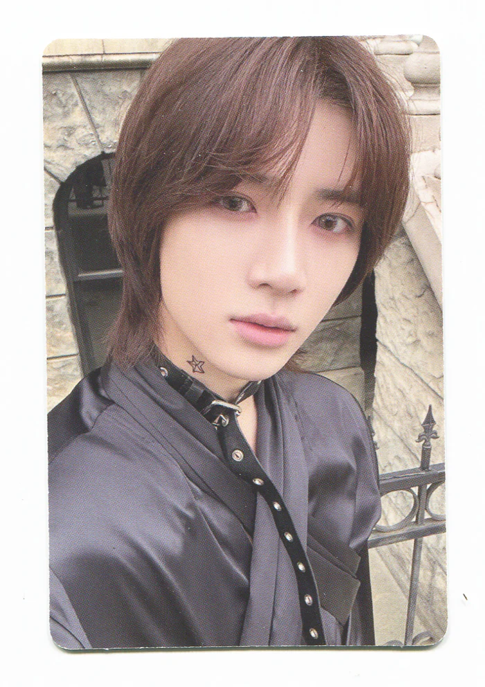 TXT - The Name Chapter: FREEFALL Album Weverse ver. A OFFICIAL PHOTOCARD - Image 4