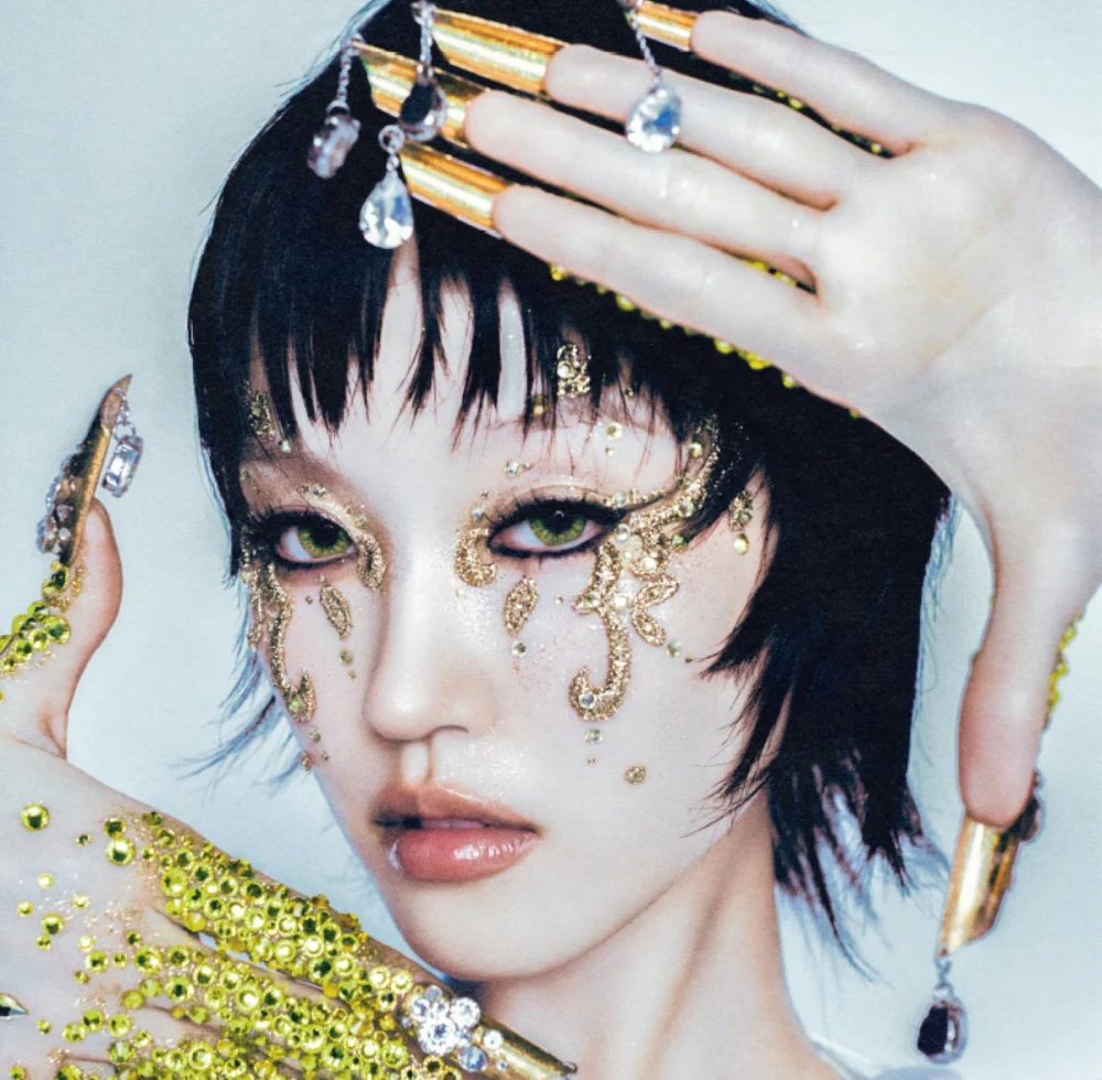 XG - 1st Full Album THE CORE 核 [Solo ver.] - Image 4