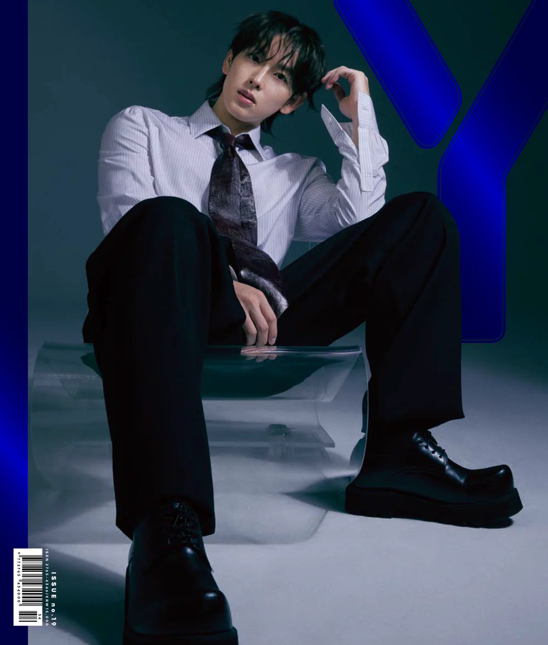 Y Magazine Korea Winter Vol.19 December 2025 Yim Siwan - Image 7