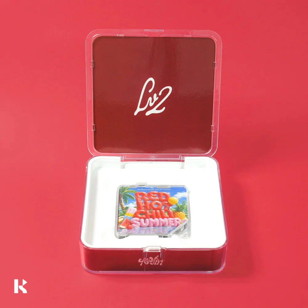 YEOJIN - 2nd Single Album Lv2 : Red Hot Chili Summer [KiT] - Image 3
